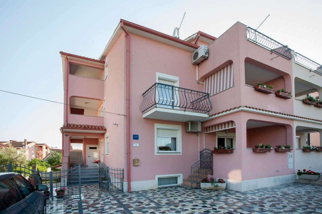 Apartments Zaharija Ρόβινι Εξωτερικό φωτογραφία
